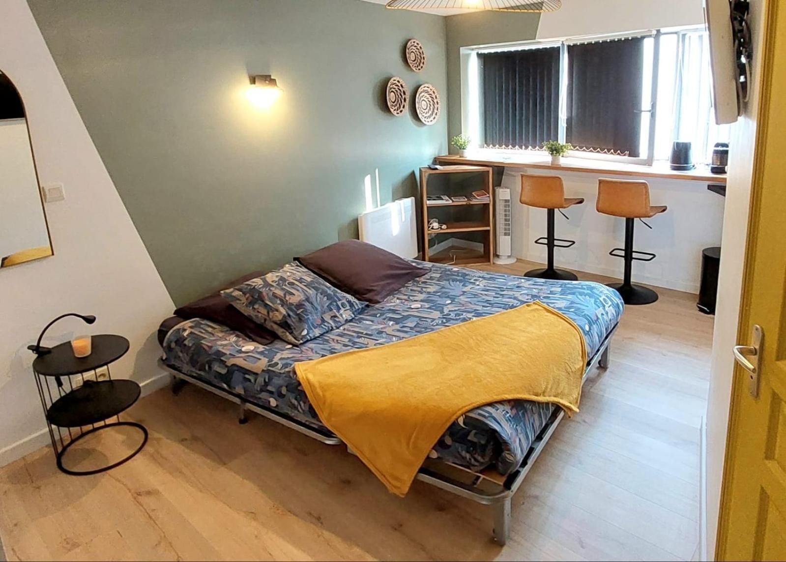 Vannes: Charmant Studio Sur Le Port Exteriör bild